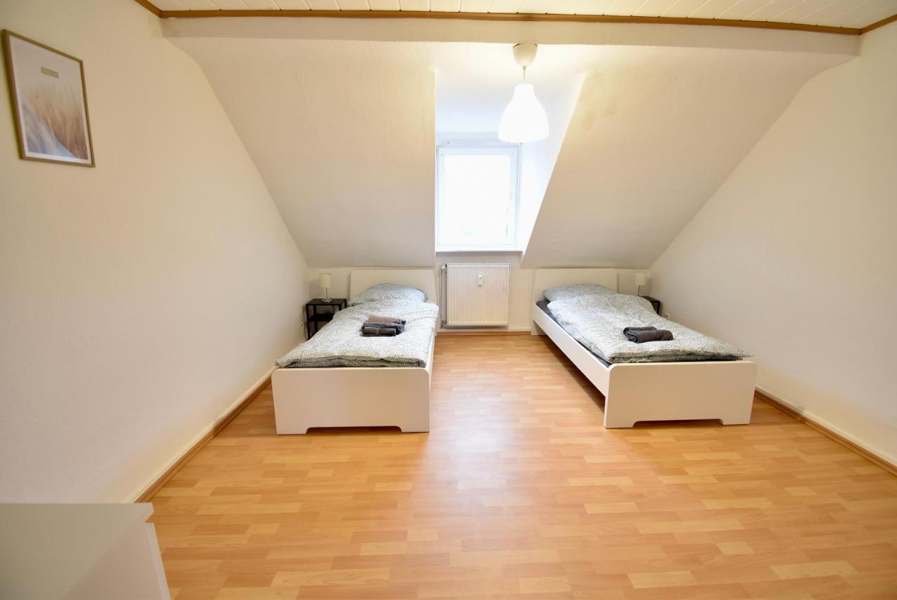 Core - Schoenebeck Apartment *